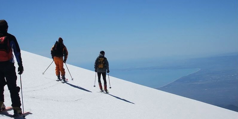 Sciare sull'Etna, la montagna di Dio in Sicilia